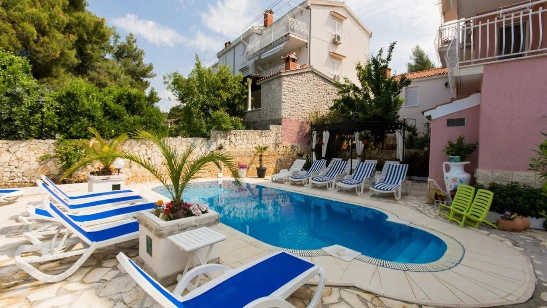 Villa Stil - One Bedroom Apartment With Balcony And Sea View 102 Trogir