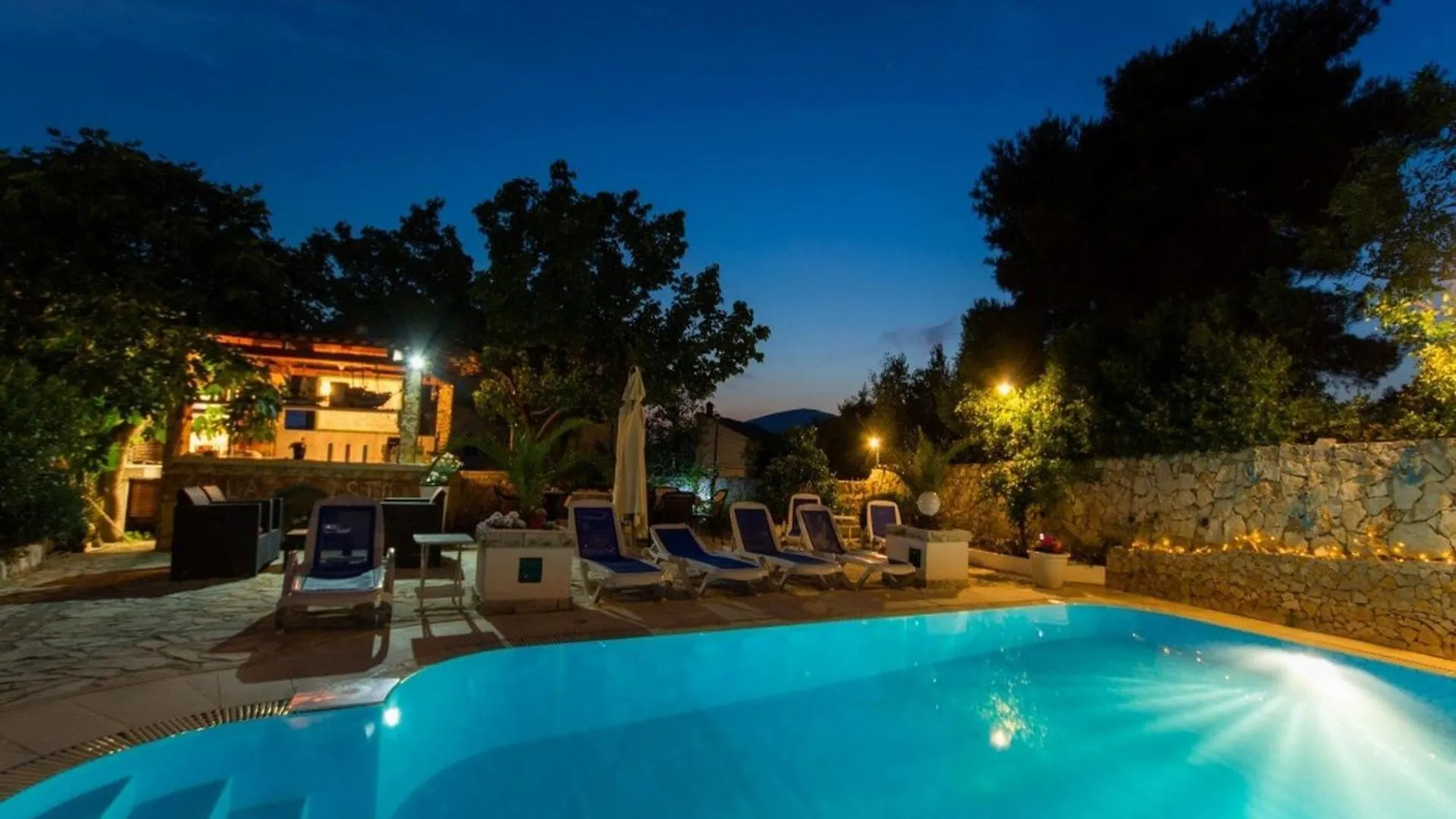 Villa Stil - One Bedroom Apartment With Balcony And Sea View 102 Trogir
