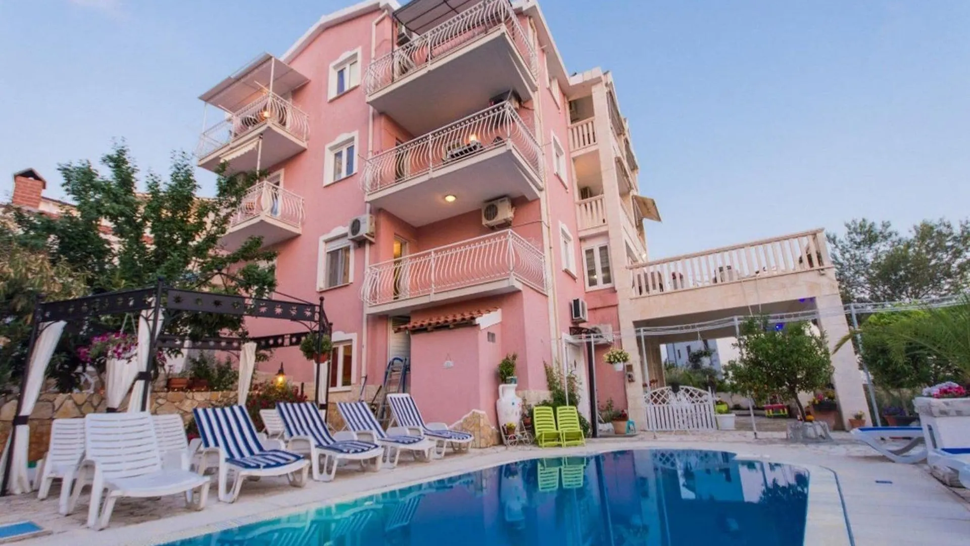 Villa Stil - One Bedroom Apartment With Balcony And Sea View 102 Trogir Croatia