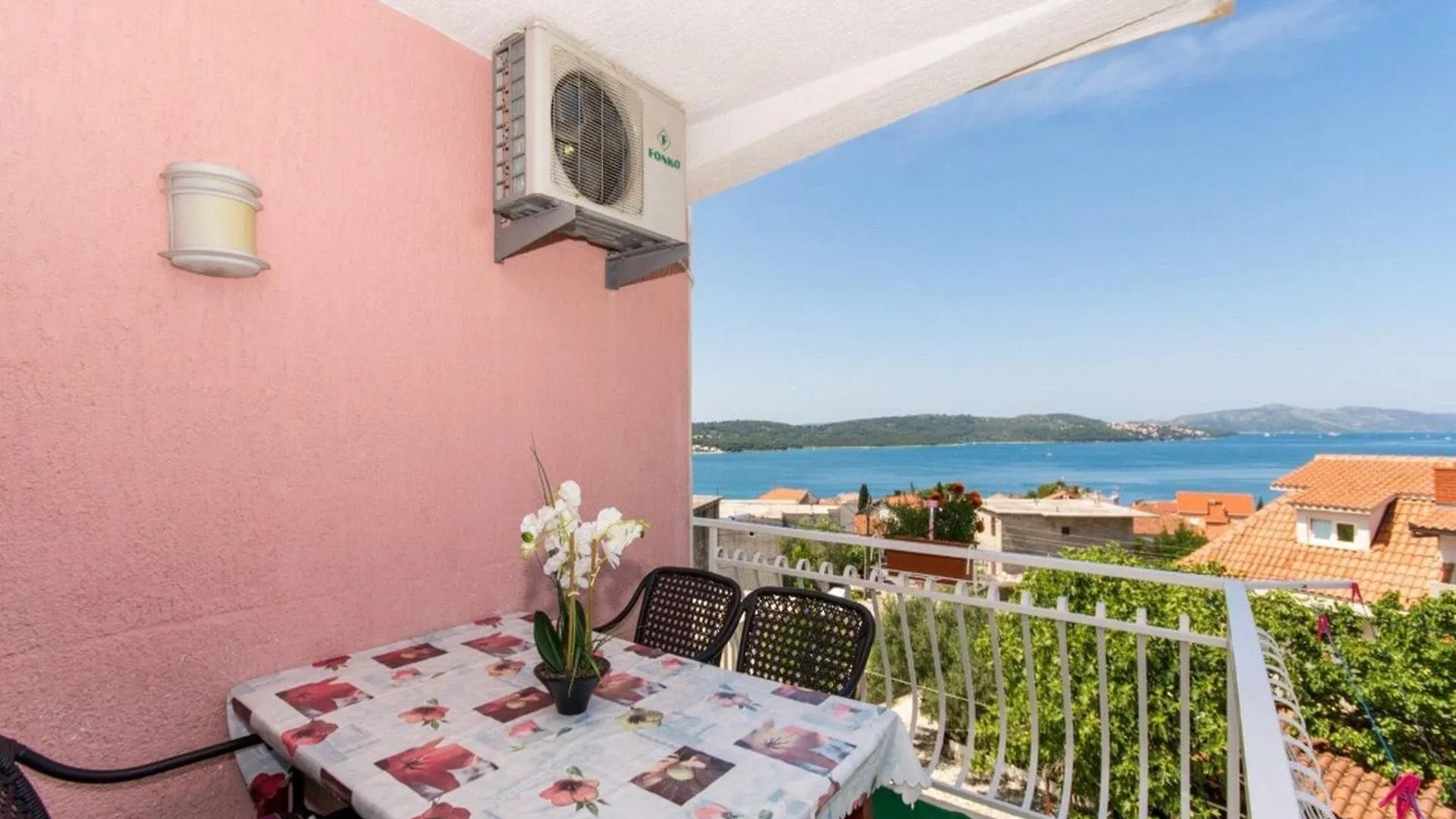 Villa Stil - One Bedroom Apartment With Balcony And Sea View 102 Trogir